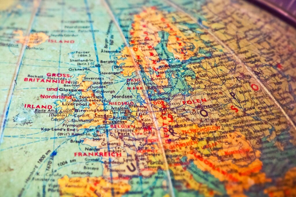 diferenças entre o inglês norte-americano e britânico